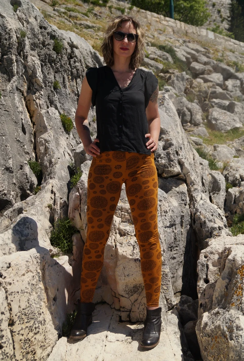 Leggings "Mandala" aus Bio-Baumwolle - henna / large