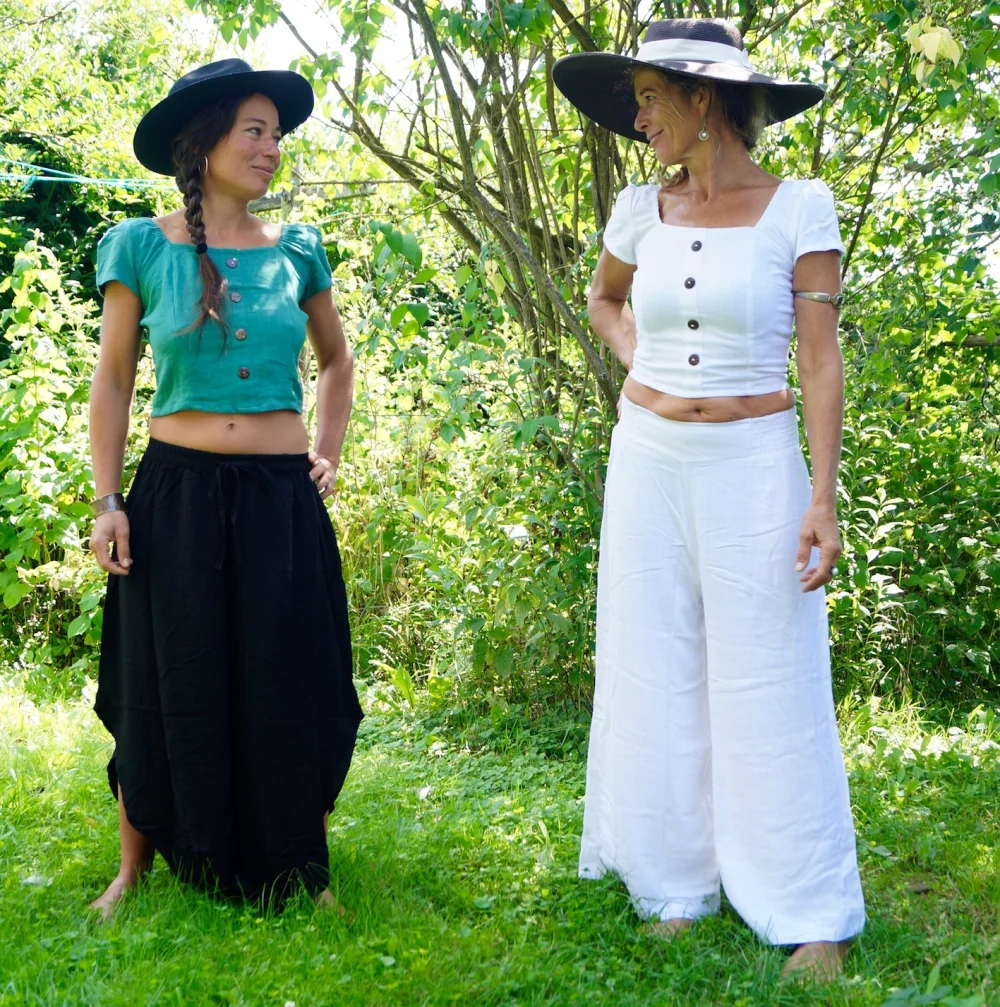 Weite, luftige Sommerhose aus Baumwolle - weiß / medium