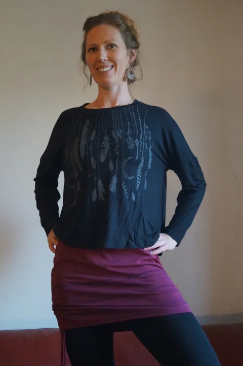 Langarm Shirt mit Feder Print - schwarz / s/m