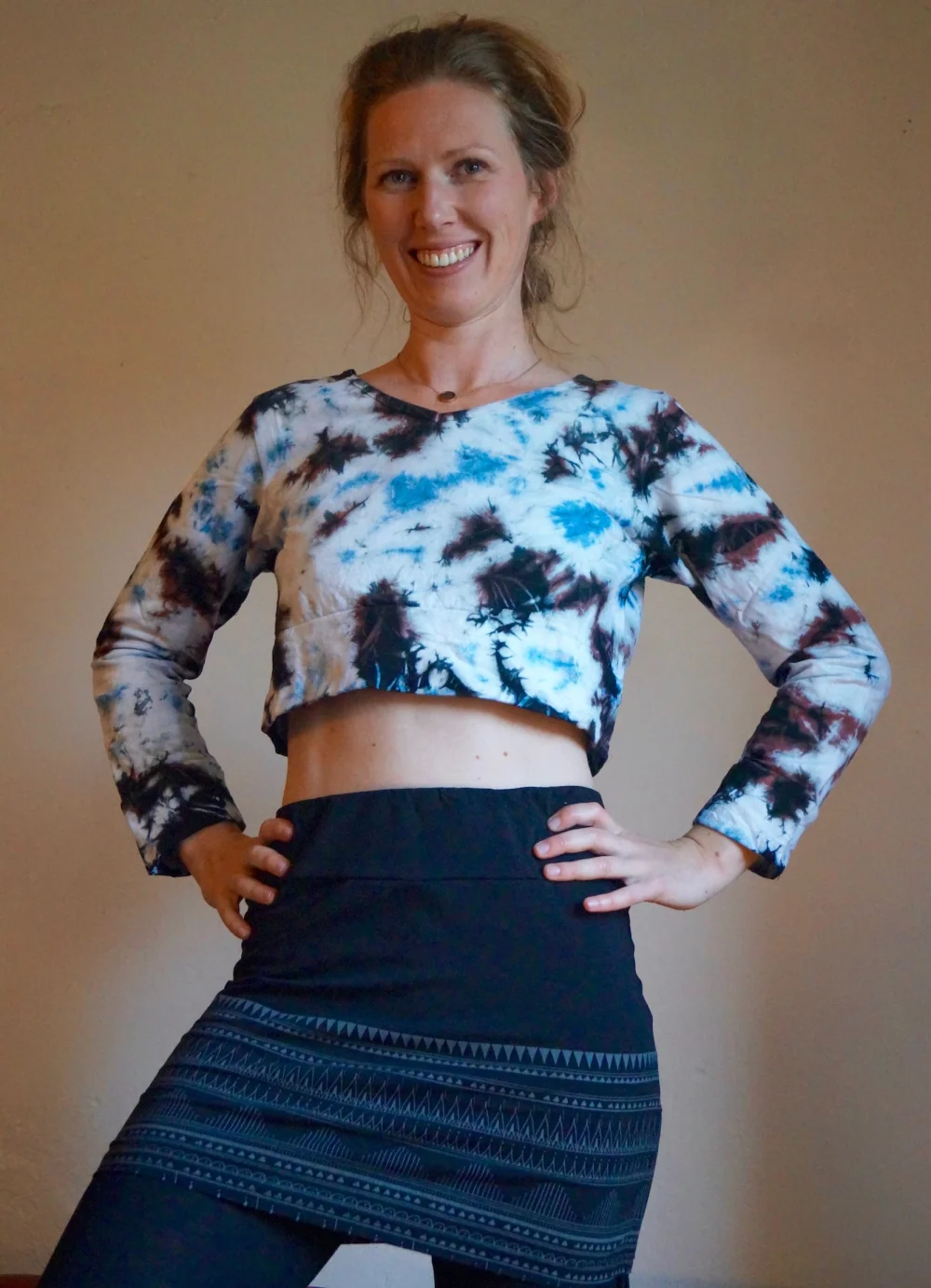 Langarm Crop Shirt Batik - blau/grün / small