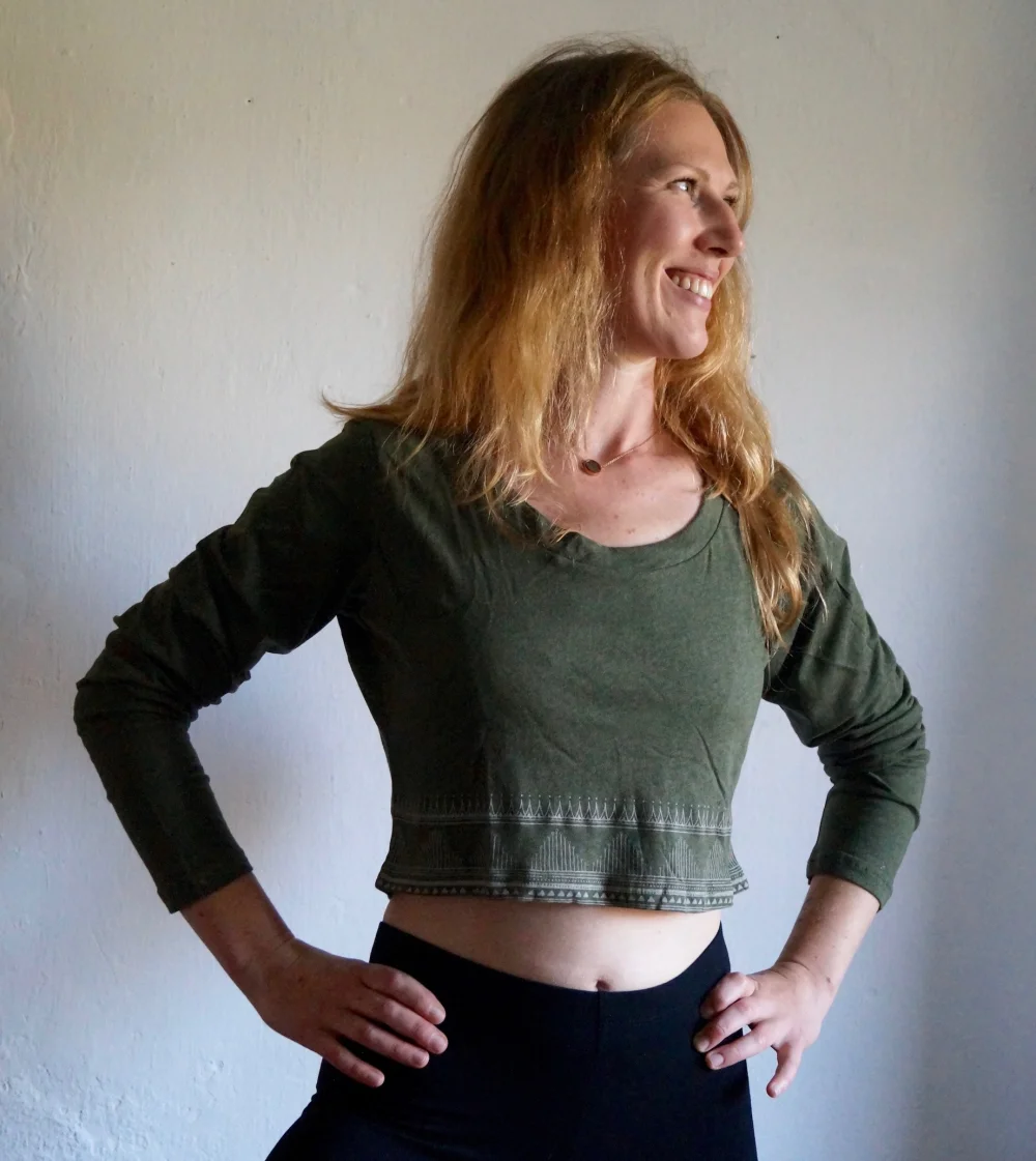 Langarm Crop Shirt aus GOTS-zertifizierter Bio-Baumwolle - grün / small