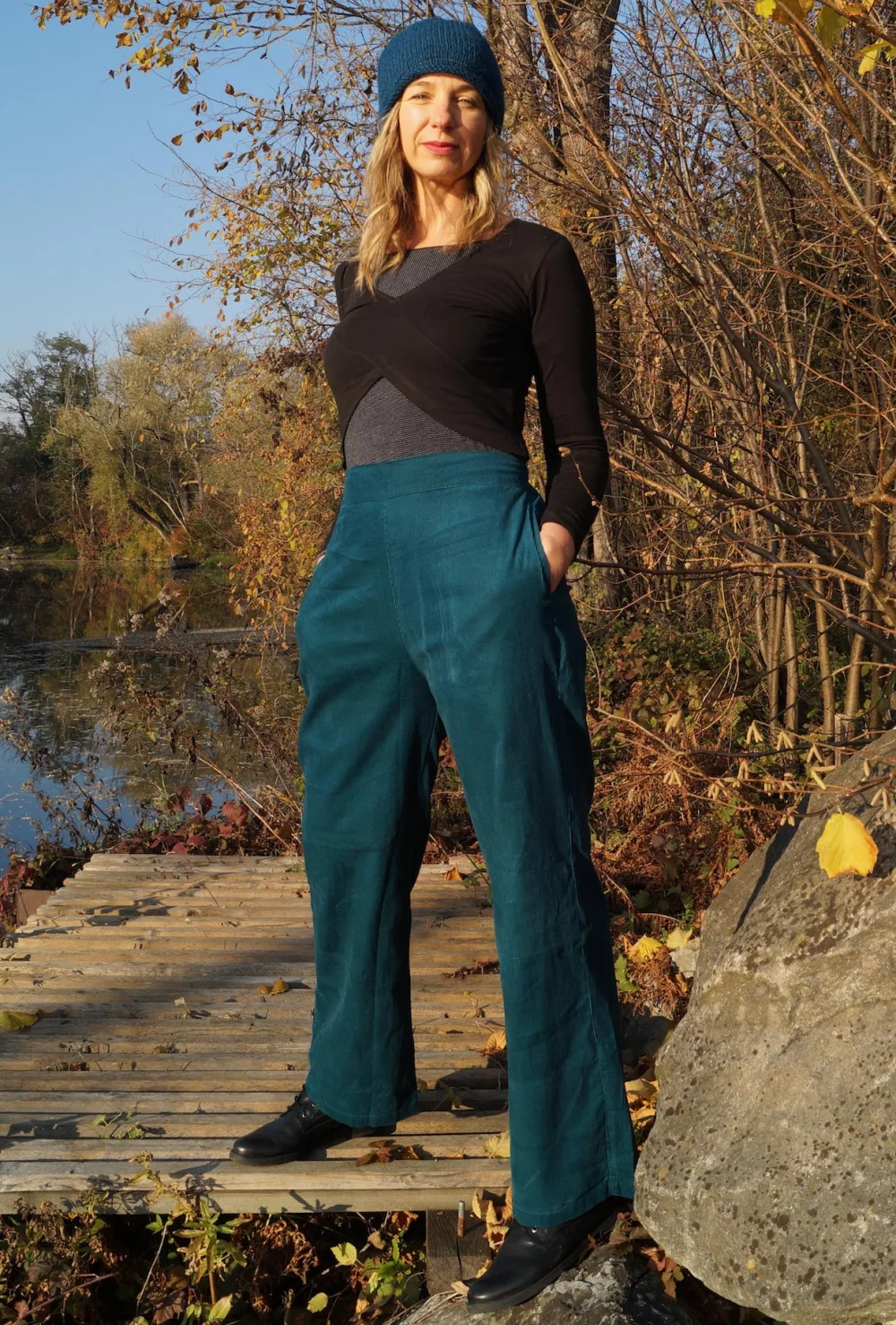 High Waist Hose aus feinem Baumwollcord - gelb / medium