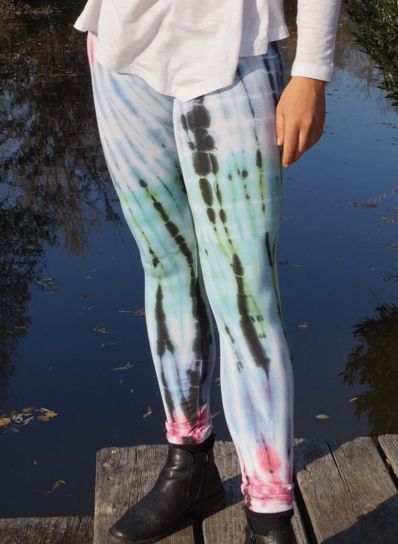 Batik Leggings - grün/ blau/ rot / s/m