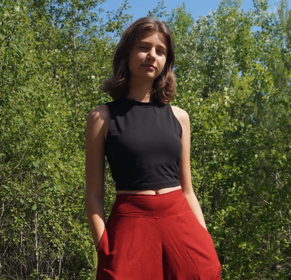 Crop Top aus GOTS-zertifizierter Bio-Baumwolle - schwarz / medium