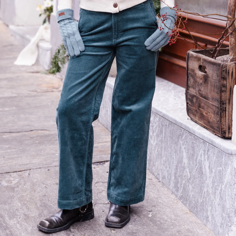 Cordhose "Kopenhagen" aus Baumwolle - plum / large